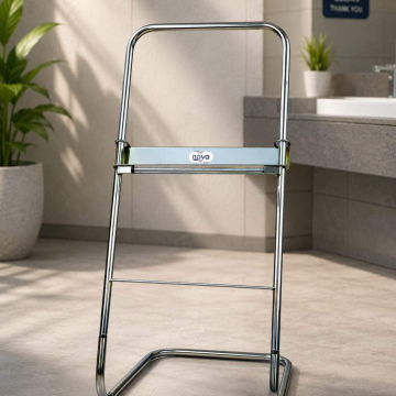 Jumbo roll stand